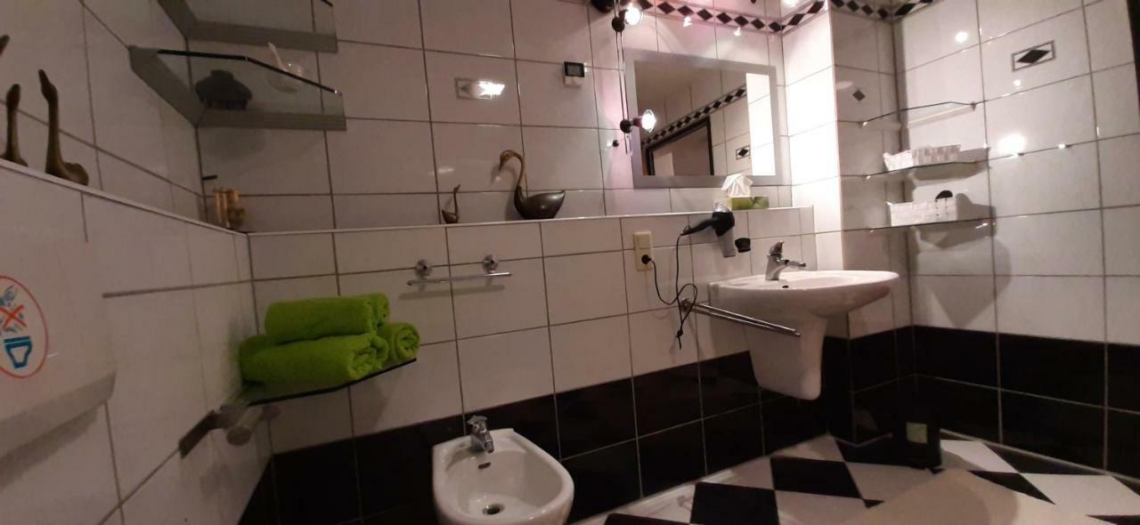 Apartamento Mauritzburg Krefeld Exterior foto